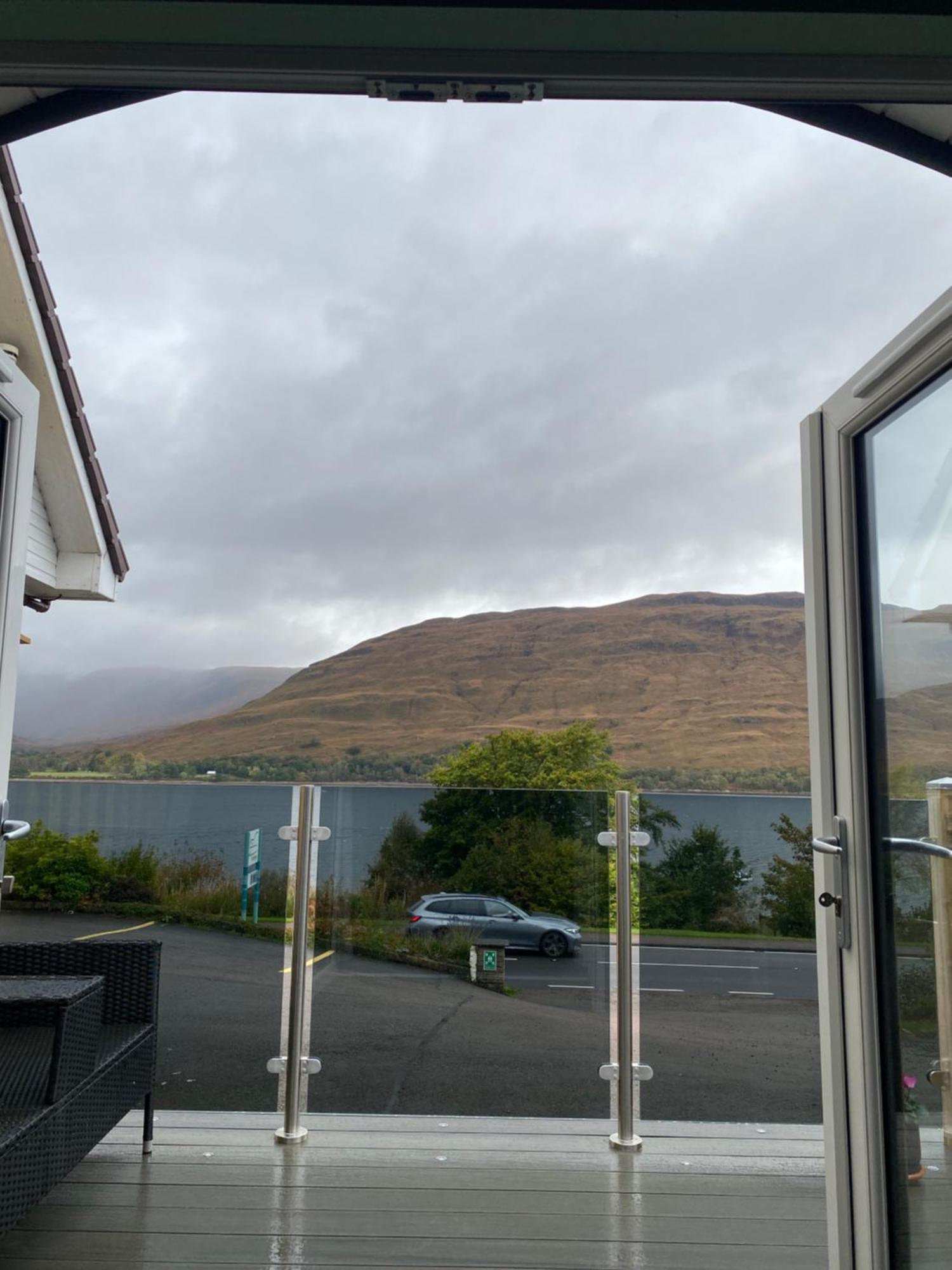 Seaview Lodges At Torlinnhe Fort William Kültér fotó